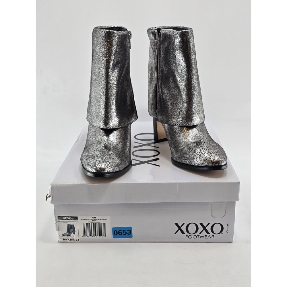 New In Box XOXO Footwear Women's Annie Ankle Boot - Color Silver - Size 6M